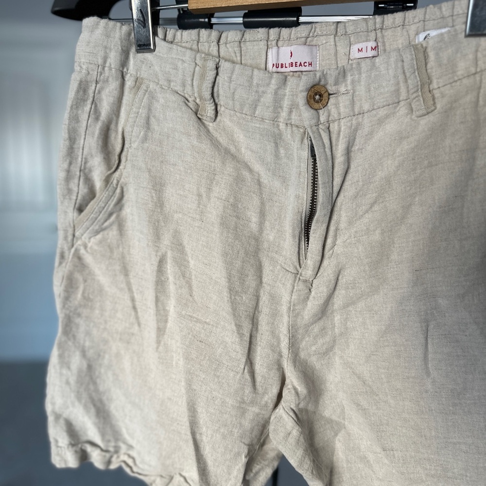 Public Beach Linen Flat Front Shorts | 7 Inch Inseam | Medium - Picture 3 of 10